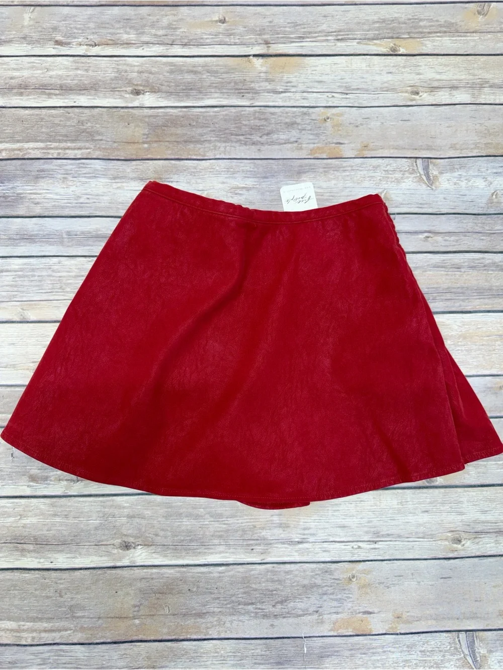 Free People We The Free Paradise Found Suede Skort, Rhythmic Red Size M